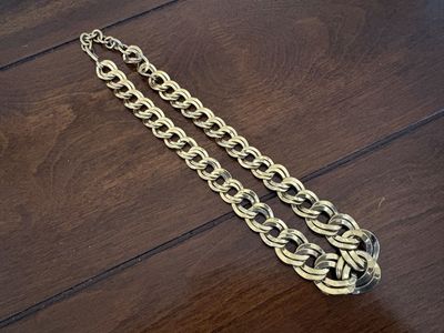 Vintage Monet Gold Tone Double Link Chunky Necklace