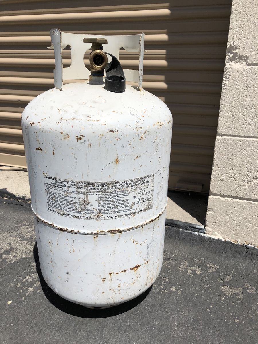 33.5 gallon Propane tank $60.00                (Buy sell trade)