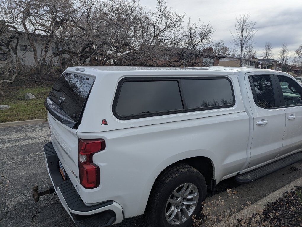 Leer Truck bed cover for 6.5' Chevy Silverado 2019 - present