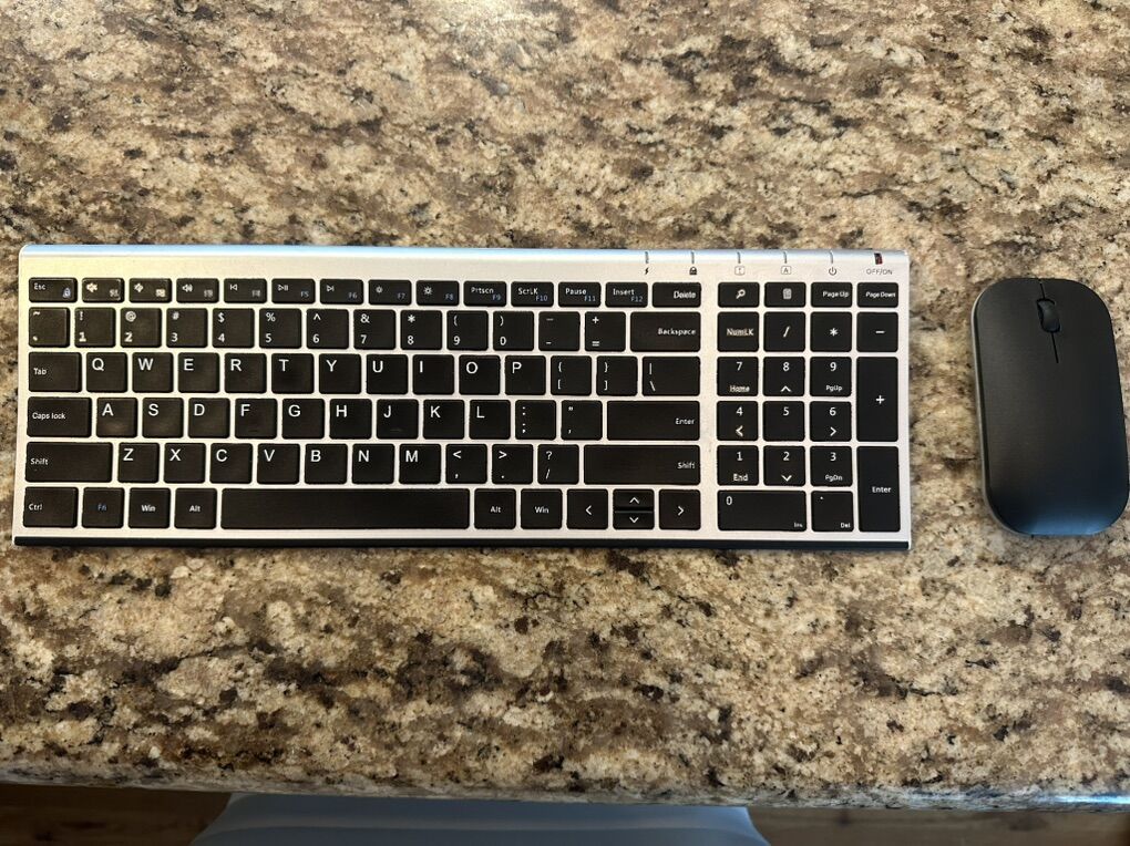 Wireless Keyboard And Mouse (portable)