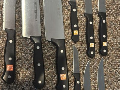 Wüsthof Gourmet Knife Set with Wooden Block - Used