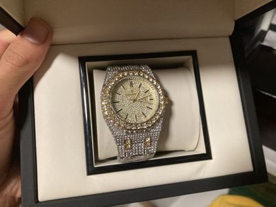 AP men’s watch