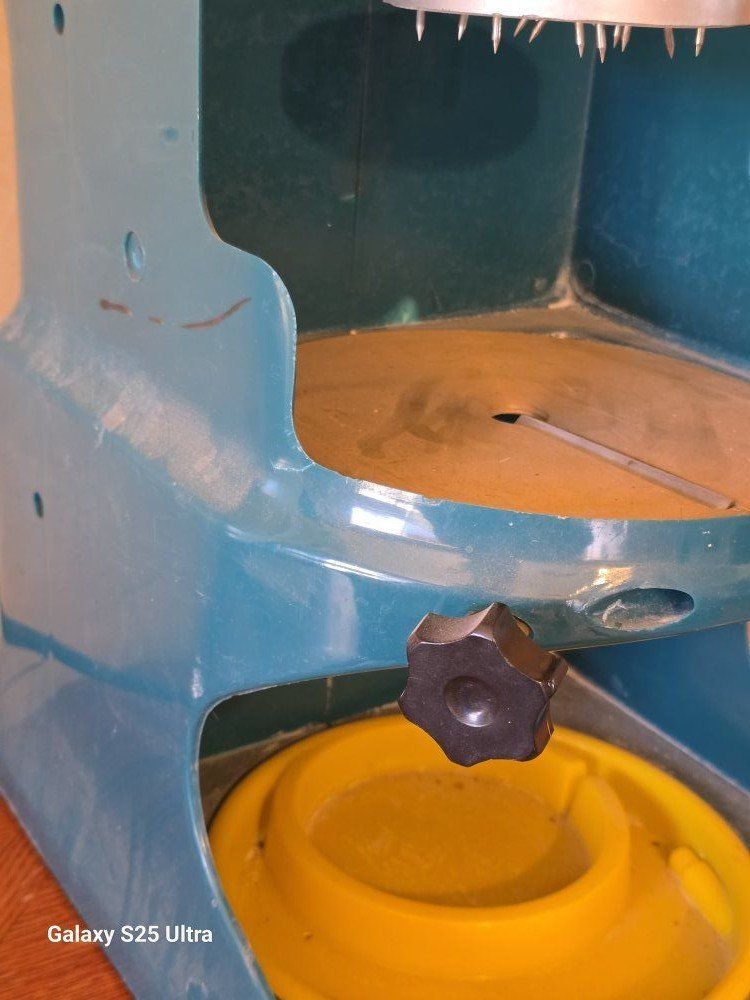 Main image 9
