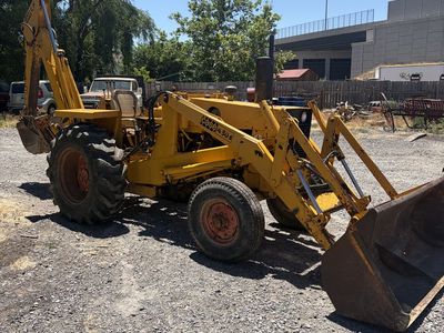 Case 480B construction king Backhoe