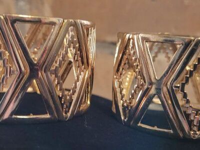 Paparazzi ~ Textile Tango Gold Bracelet