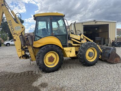 2002 new holland lb115 4x4 backhoe