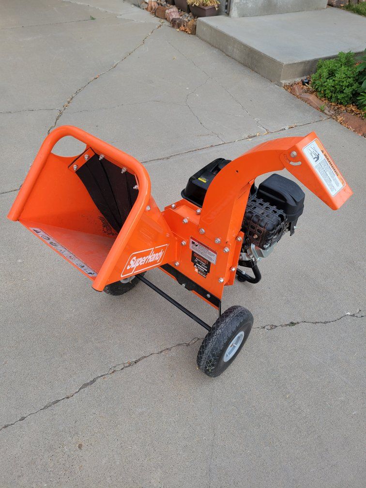 SuperHandy Gas Mini Wood Chipper Shredder