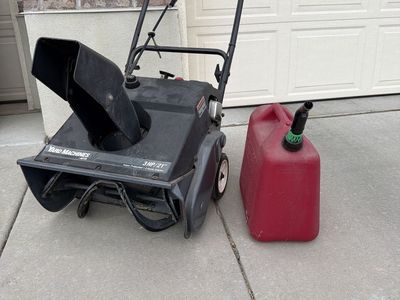 Yard Machines by MTD 3HP 21-Inch Single-Stage Snow Blower with Gas Can