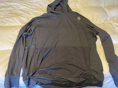 Lightweight mens performance/stretch hoodies, 2xl- excellent used condition (like new)- $15 each (3 for $30)