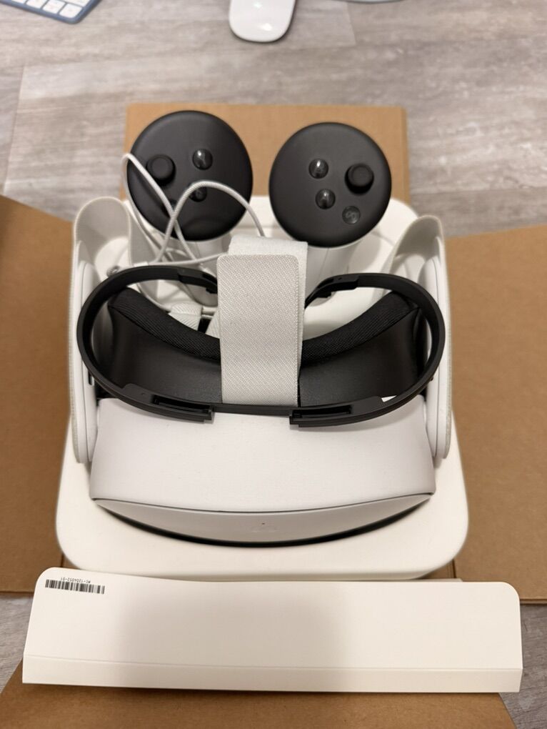 Trade/Sell Like new Meta Quest 3S