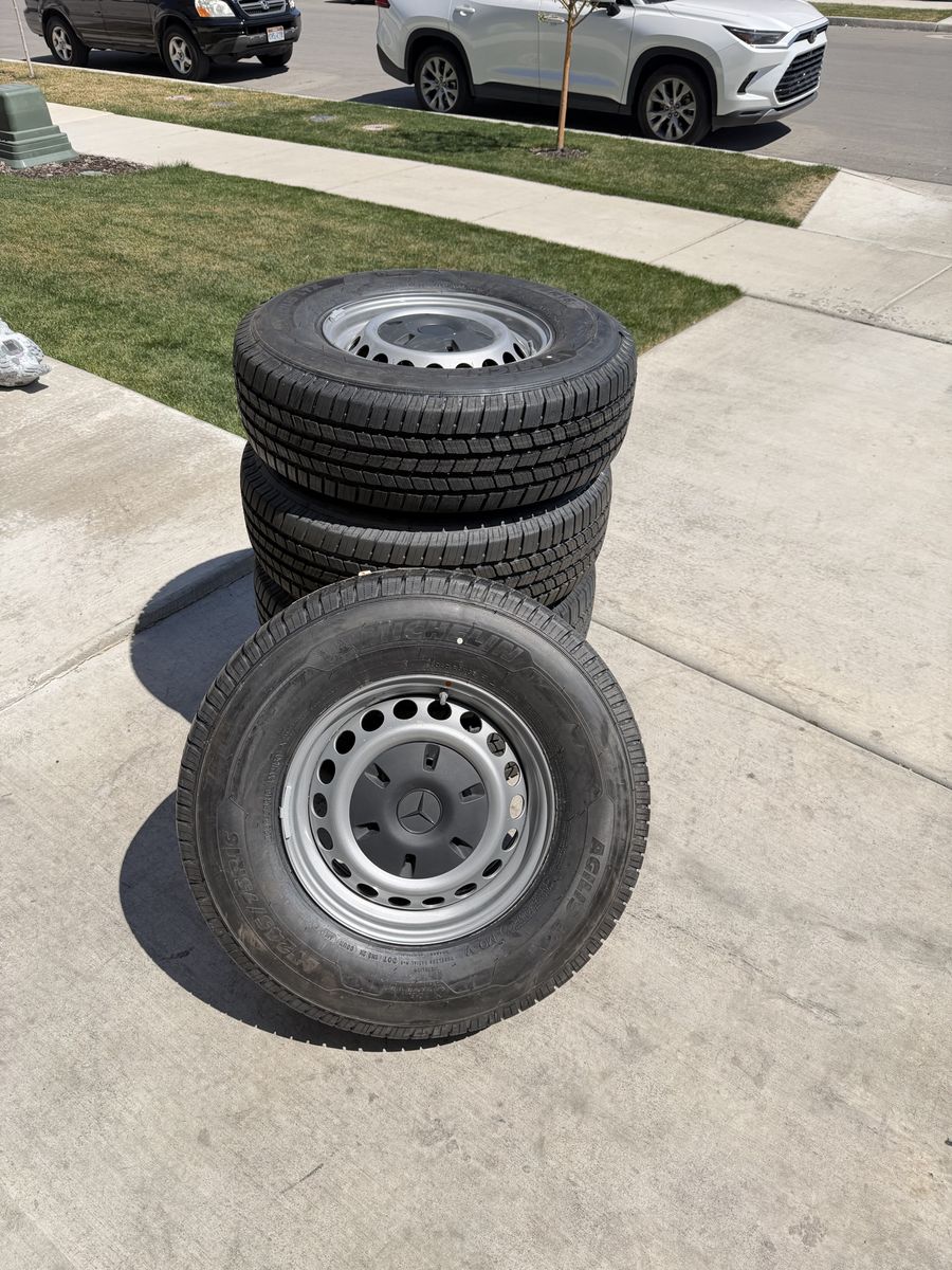Mercedes Sprinter Rims and Tires 245/75R16