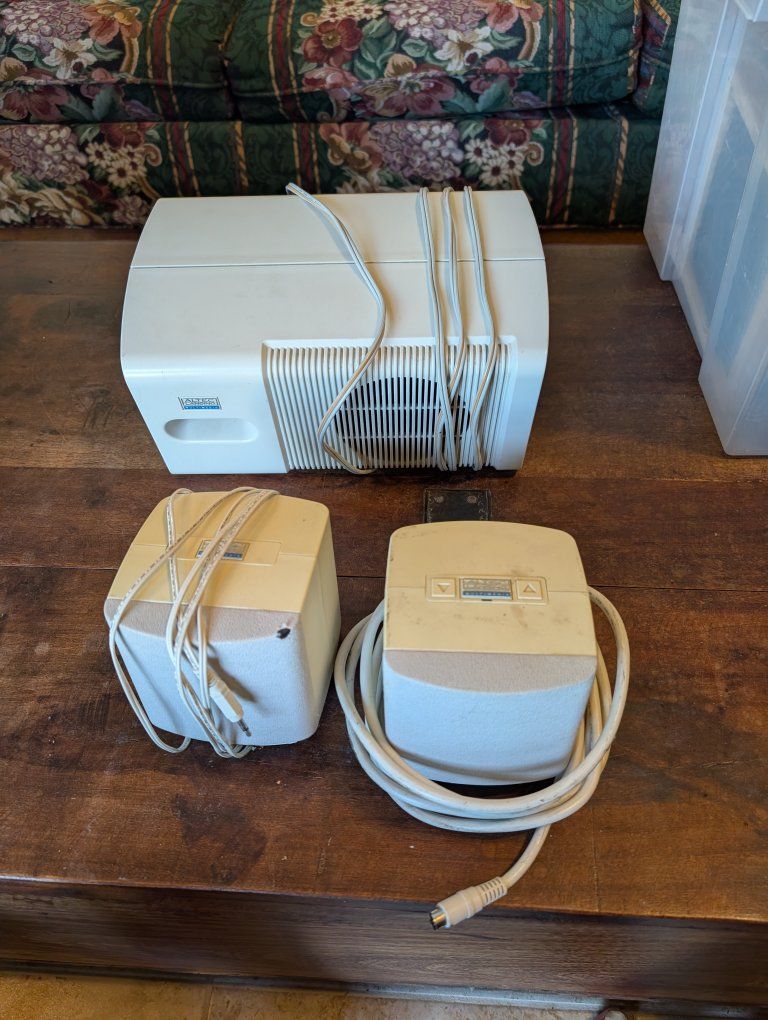 Computer speakers with subwoofer