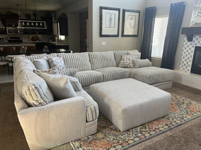 9x11 pottery barn rug located in St. George