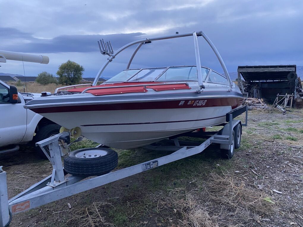 1994 Reinell Open Bow