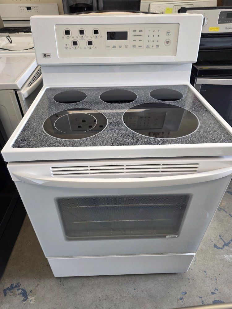 LG ELECTRIC STOVE 