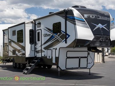 2020 Keystone Fuzion 430 Toy Hauler Garage Bunkhouse Bunks Bunk House Loft