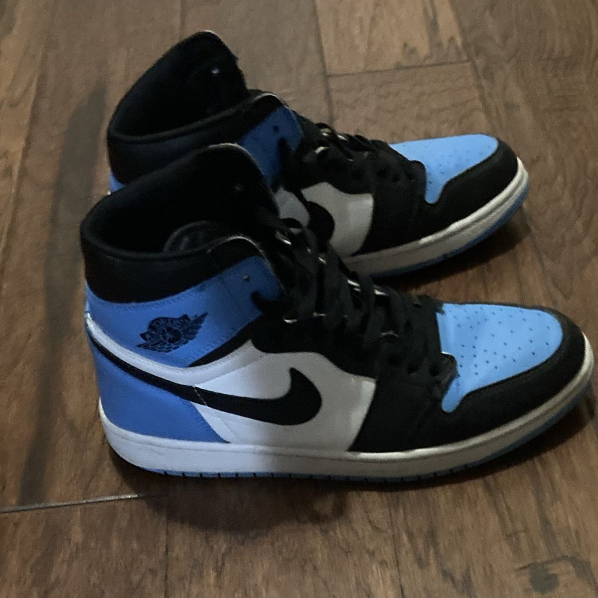 Jordan 1's University Blues Size 10