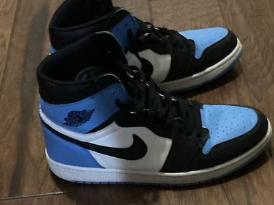 Jordan 1's University Blues Size 10