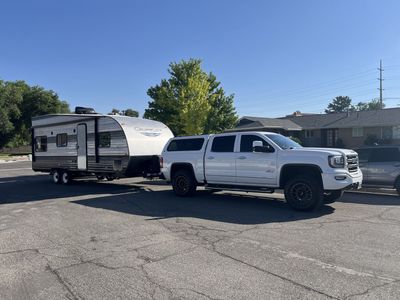 1/2 Ton towable Salem Cruiselite Toyhauler