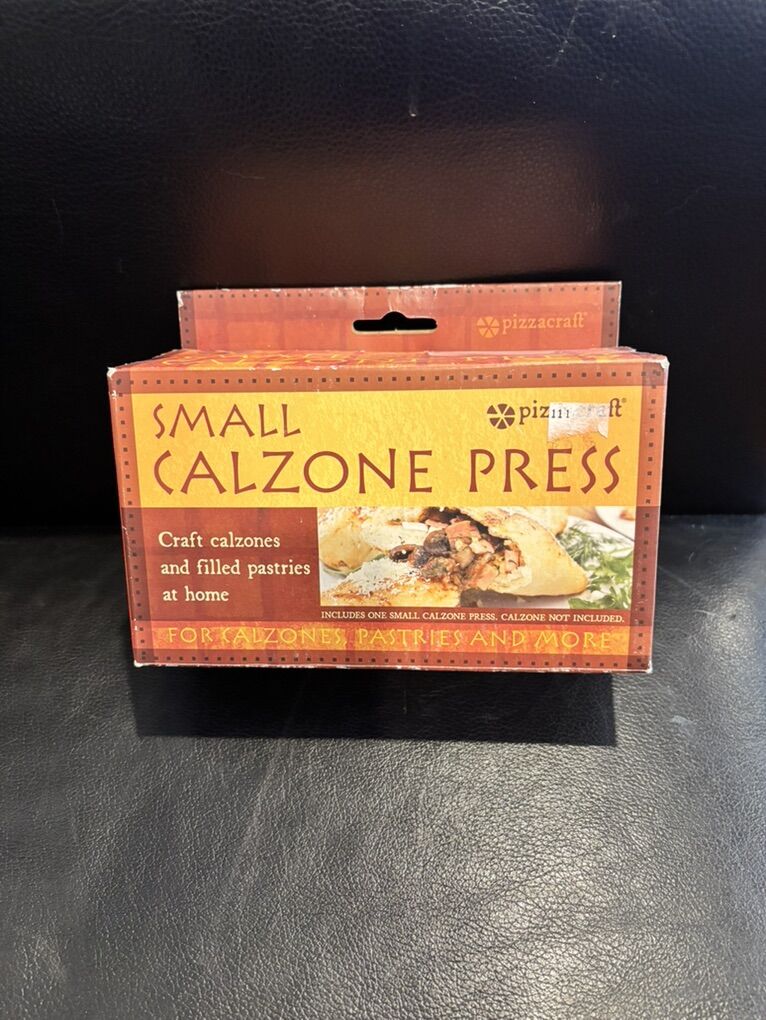 Calzone Emanada Hot Pocket Press