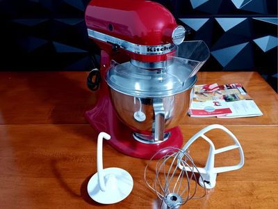 KitchenAid KSM150PSER 10 Speed Stand Mixer w/ 5 qt