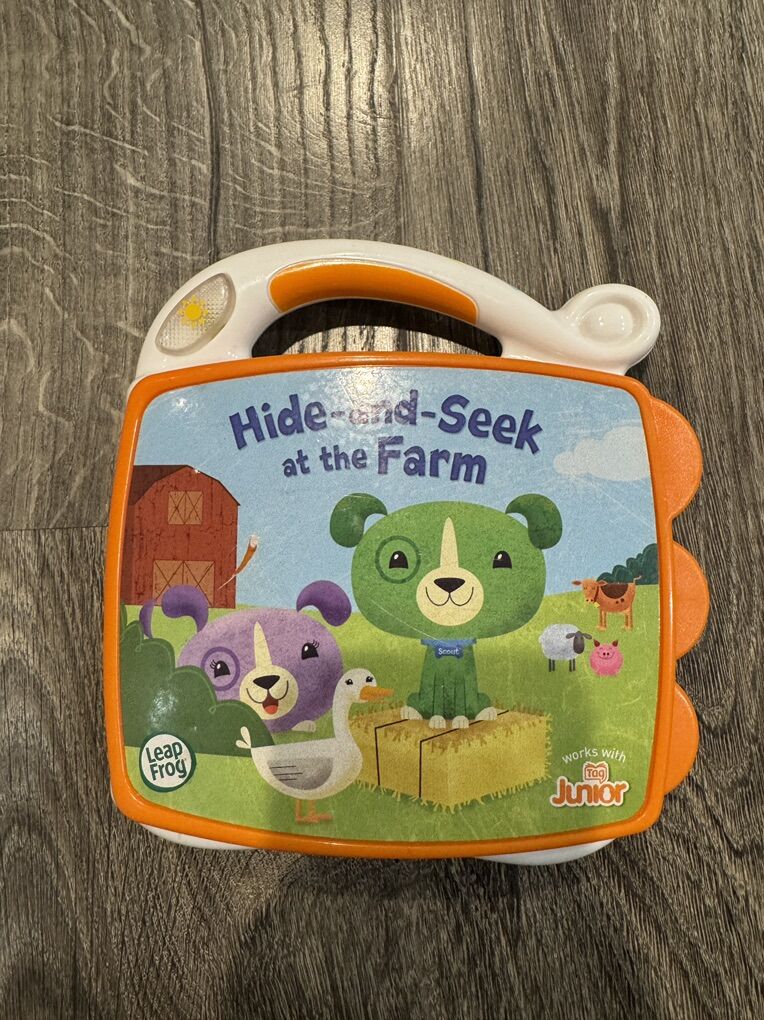 Leapfrog My First Book: Hide & Seek at the Farm