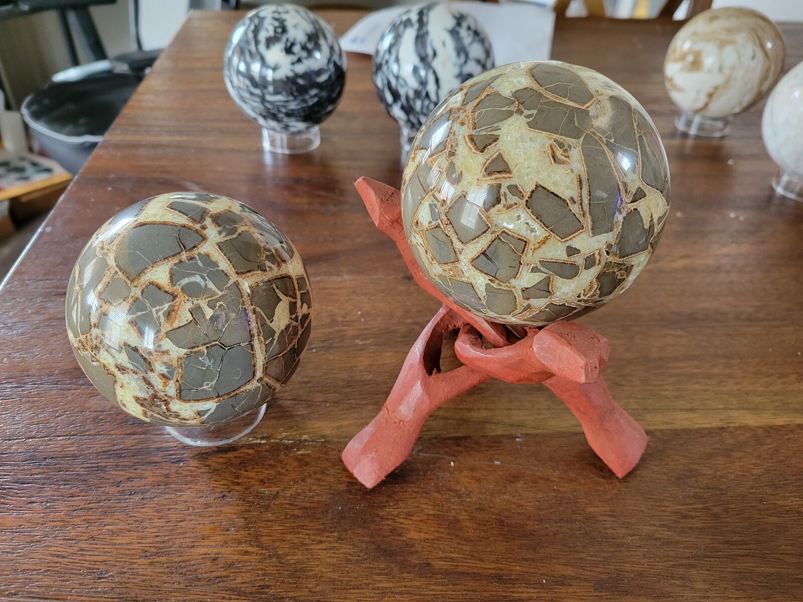 Beautiful Septarian Nodule Sphere Natural Stone Crystal Healing