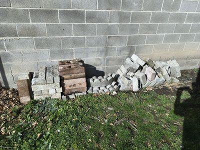 Mixed Block and Decorative Planter Trim Stone (Concrete Block)