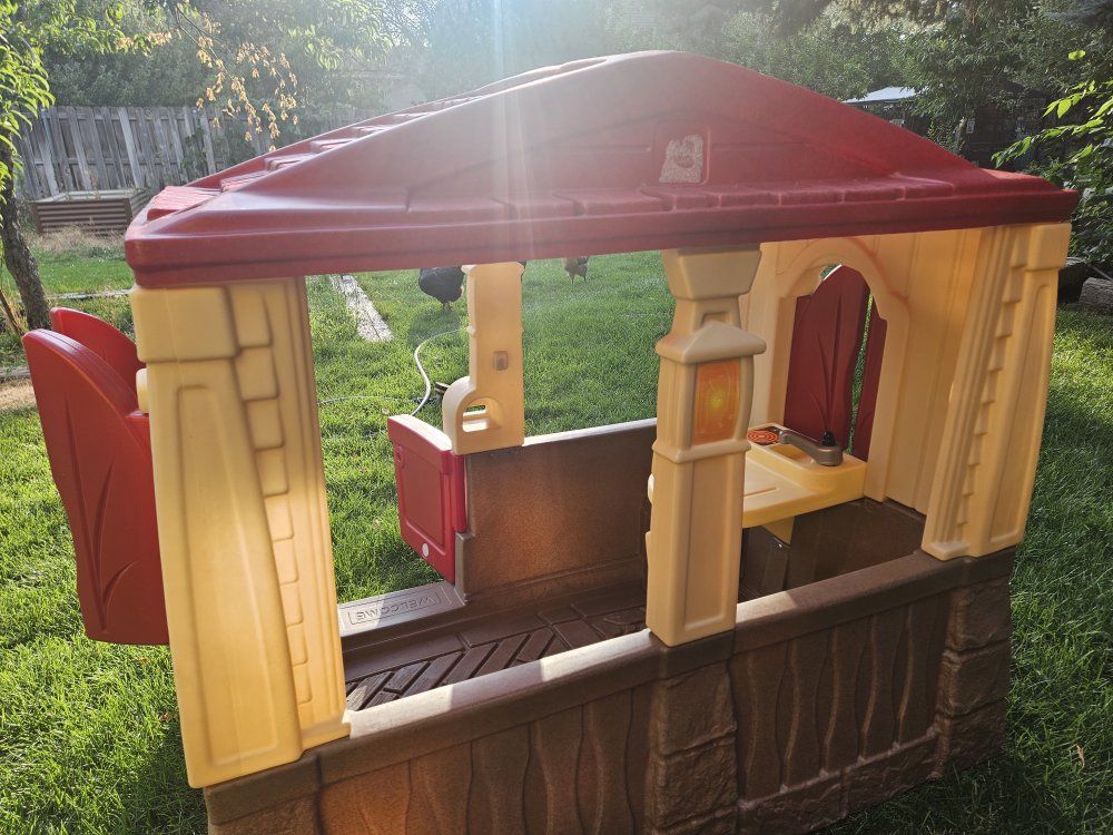 Main image 4