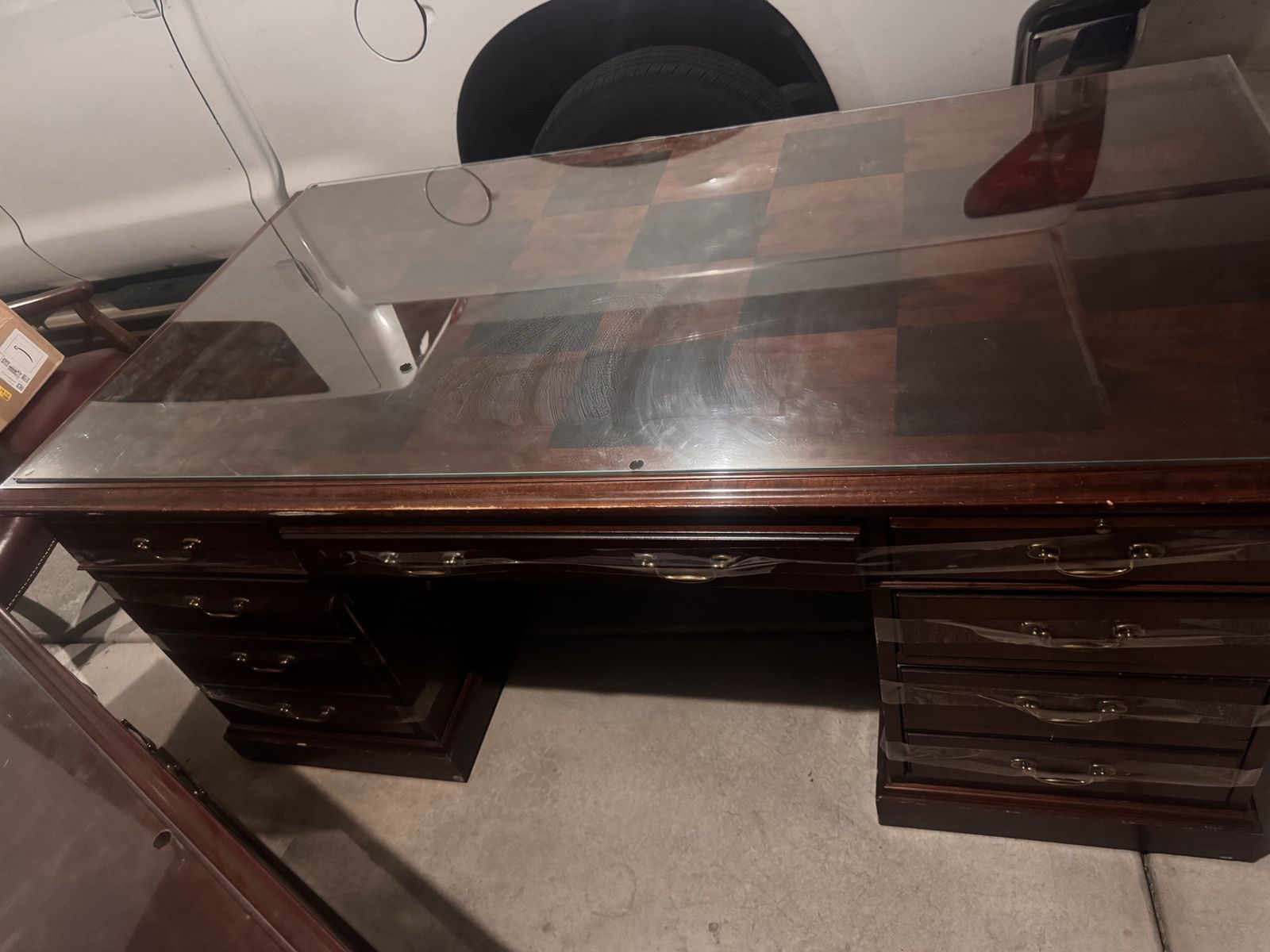 The Bosses Desk