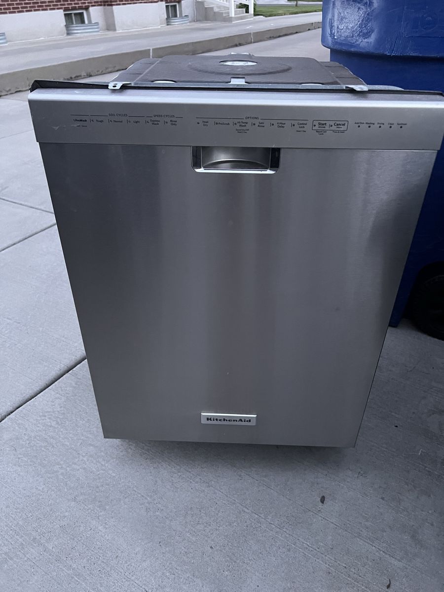 KitchenAid KDFE204ESS3 Stainless Steel Built-In Dishwasher - ENERGY STAR