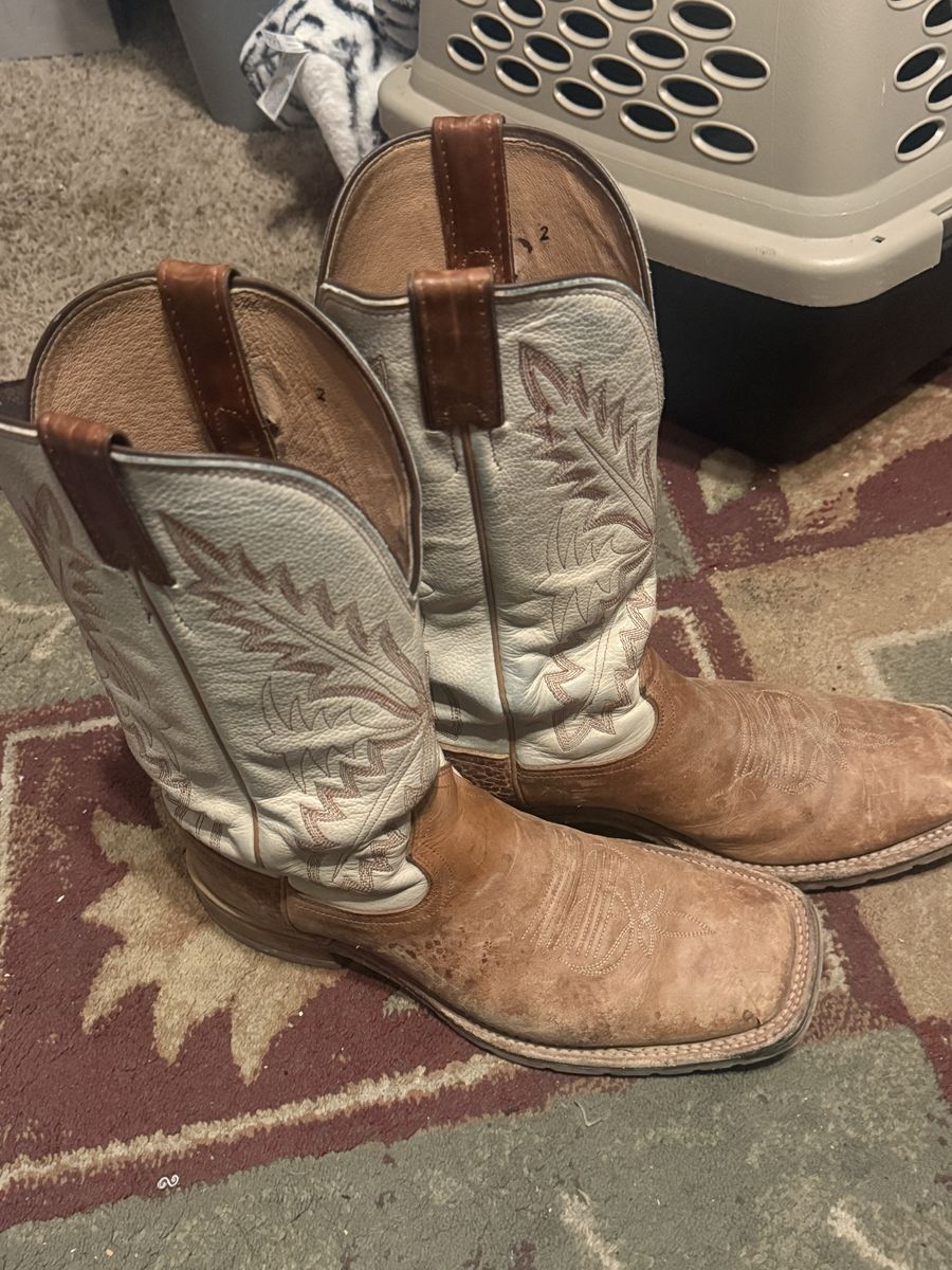 Tony Lama Square Toe Western Boots - Distressed Tan & Cream Leather - Men's 9.5 D