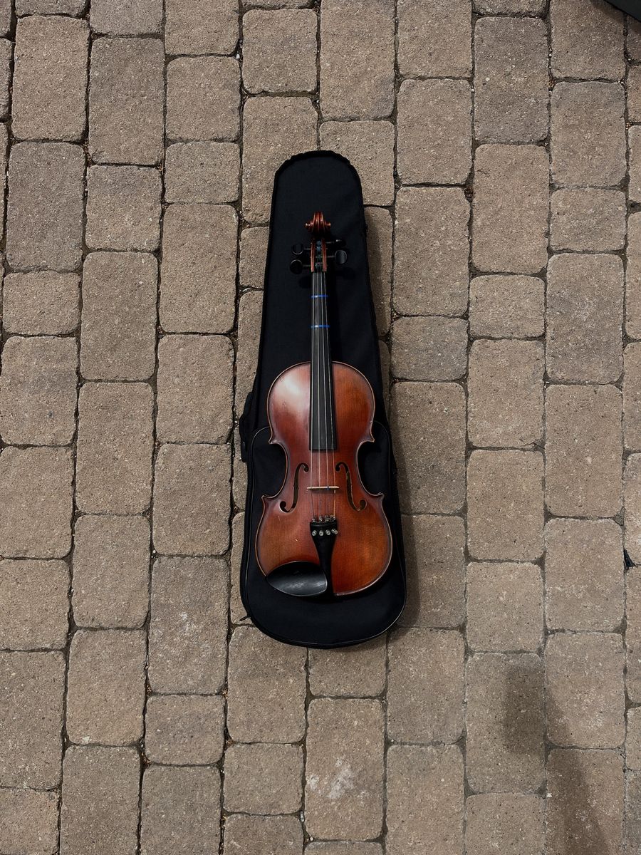 Hans Kroger-Bavarian Model No. 780 F Violin with Case, Bow, Shoulder Rest & Rosin