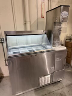 Swirl Freeze Ice Cream Lender w/ Nelson Freezer