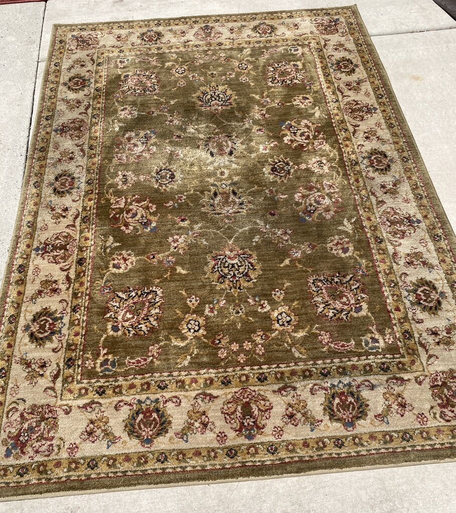 Olive Traditional Rug 5'5x7'5