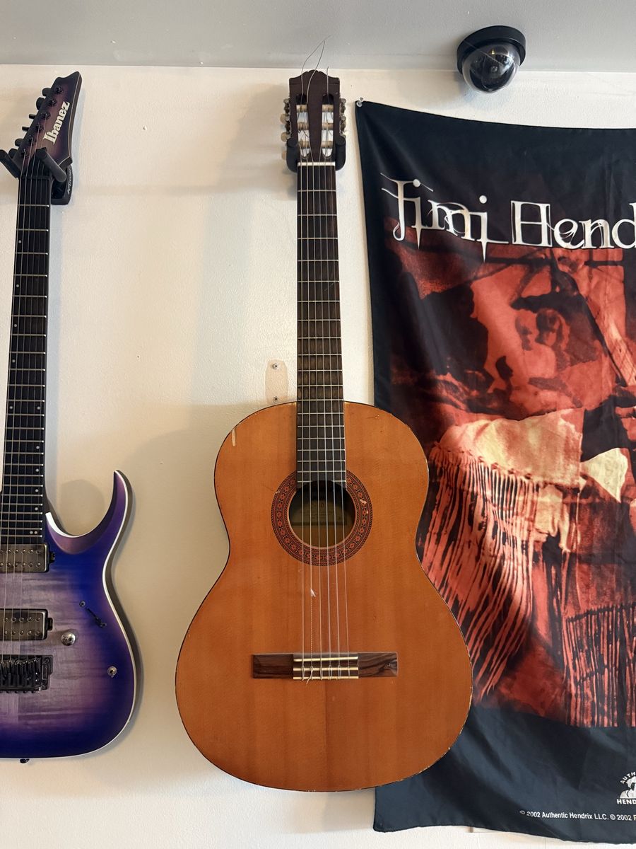 Yamaha C40 Classical Acoustic Guitar