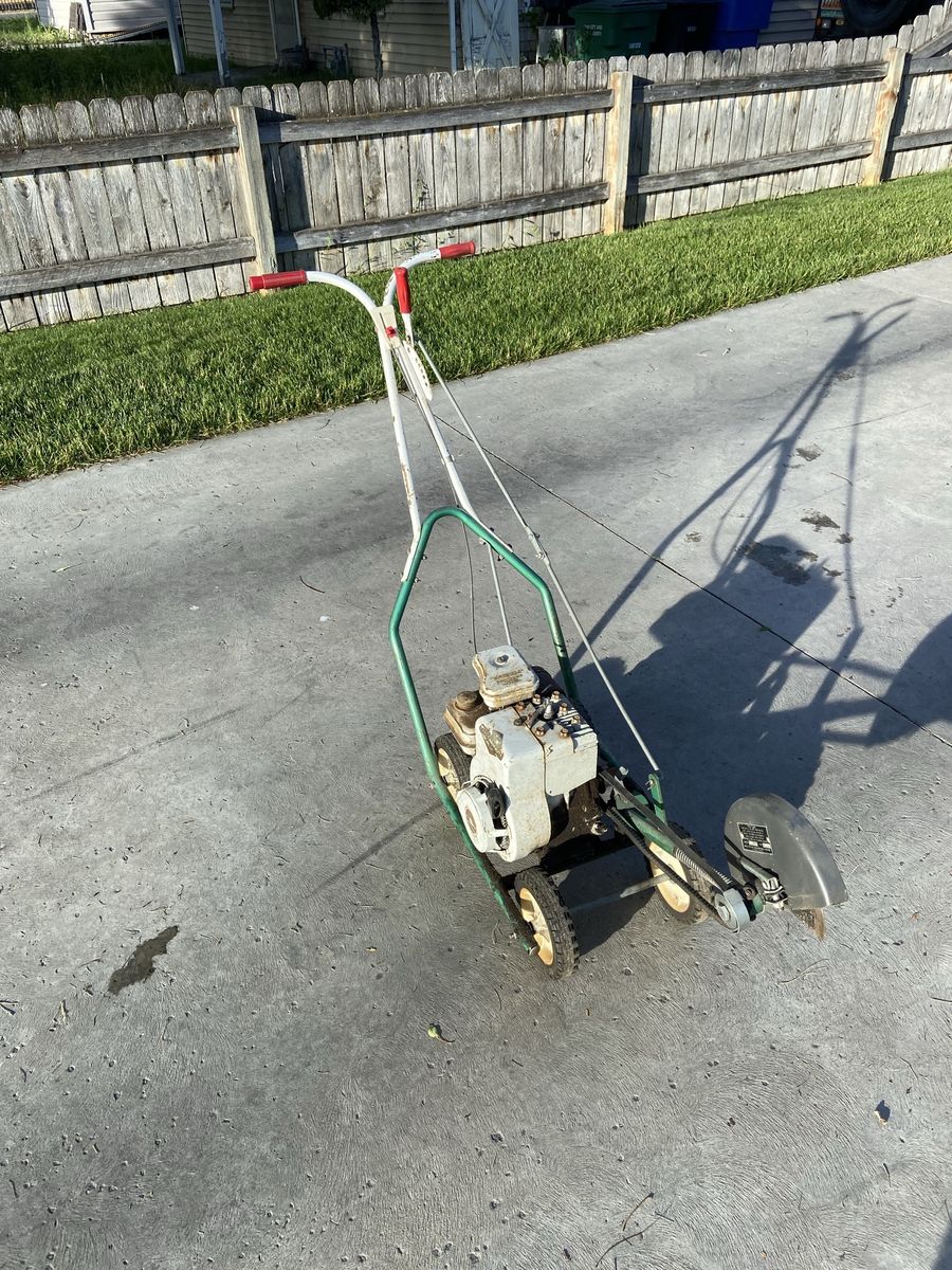 Older Edger ( non running )