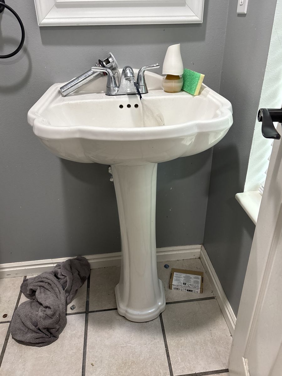 Seashell style sink