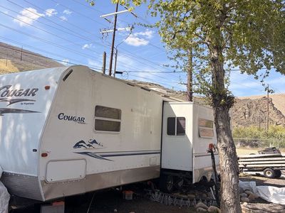 2004 cougar camper