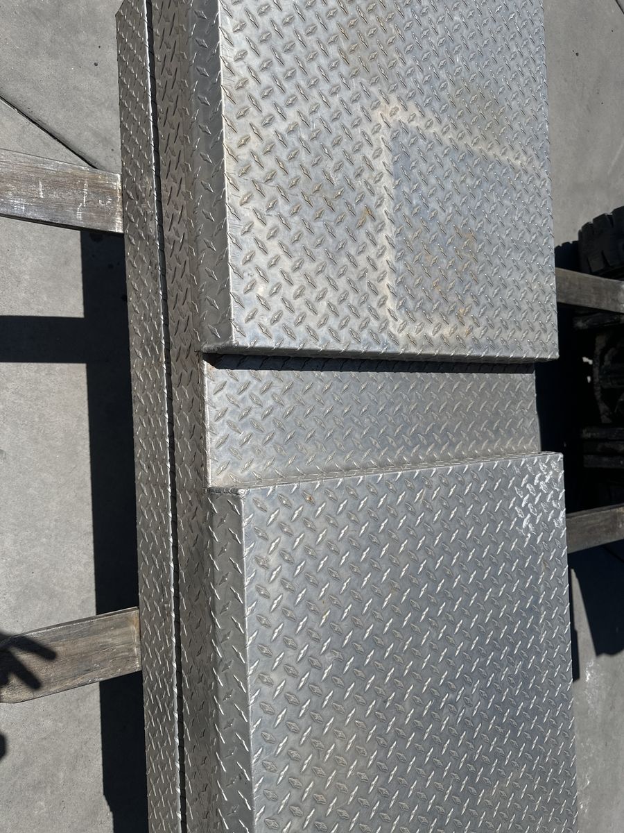 Main image 6
