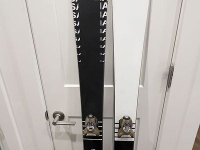 Line Sakana Skis 174cm with Look Pivot Bindings