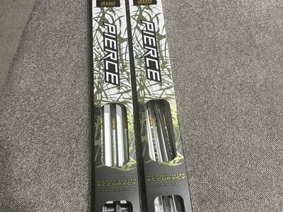 Gold Tip Pierce 300 Spine Micro Diameter Carbon Arrows - 2 Boxes