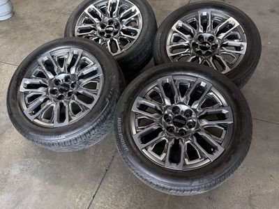 2025 gmc 1500 Denali ultimate 22in wheels/ 285/45/22 tires