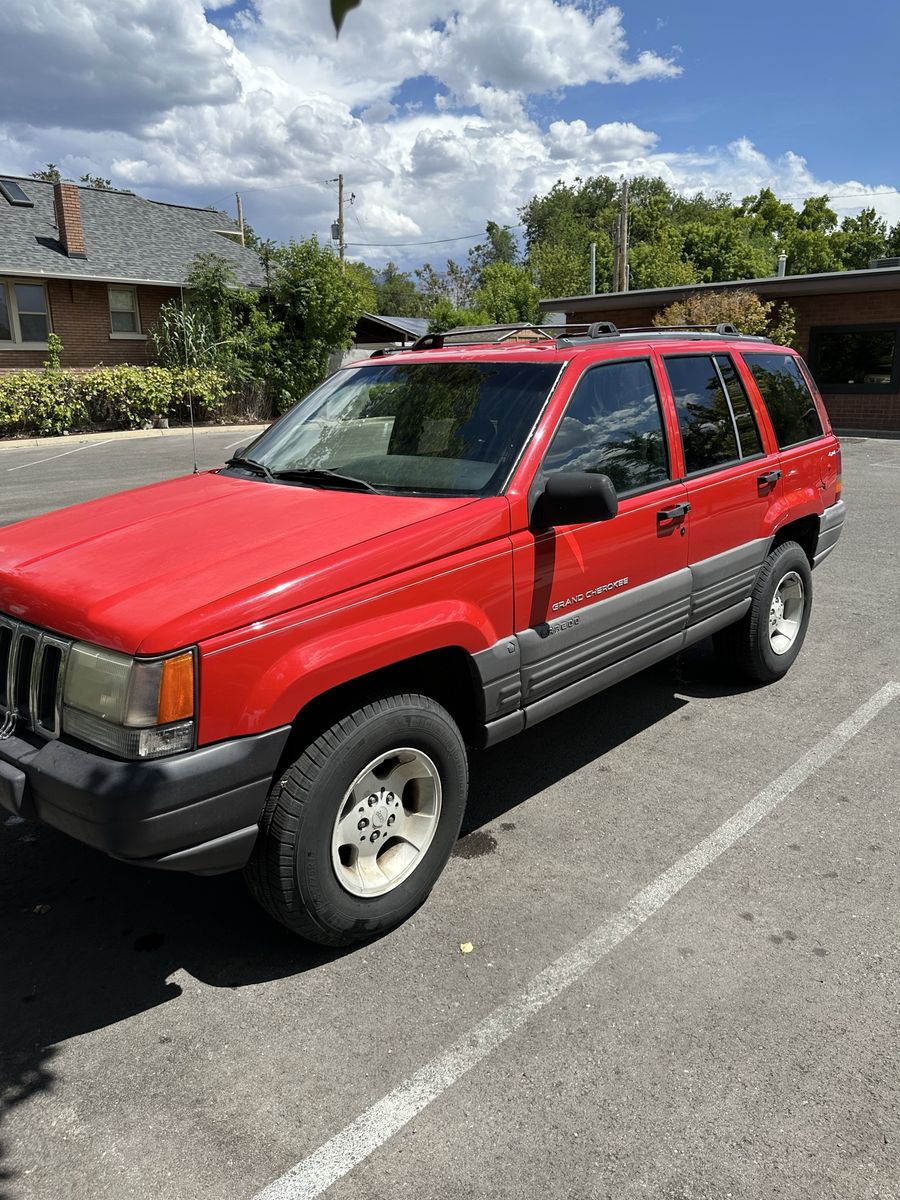 1997 Jeep Grand Cherokee Laredo