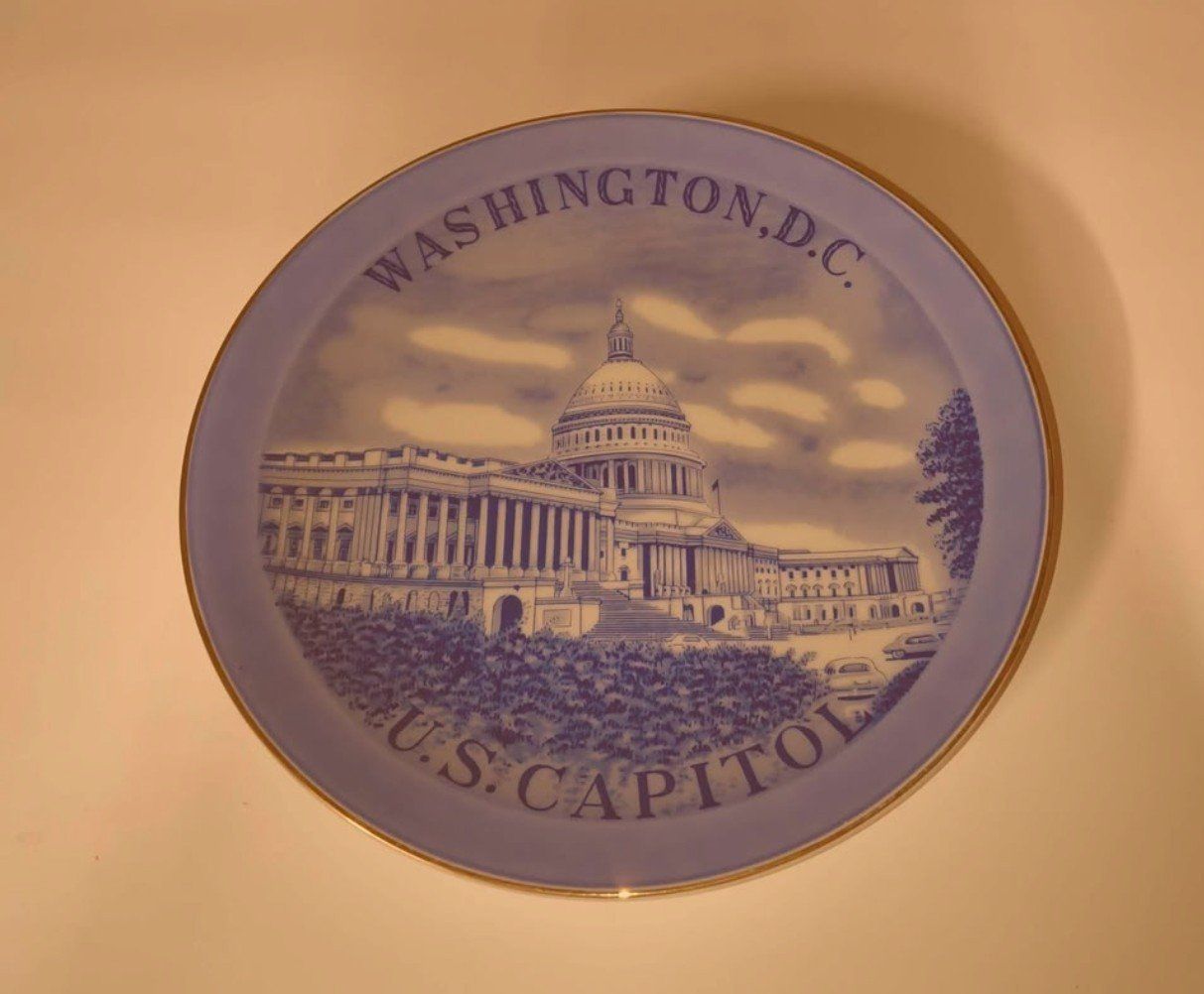 Washington DC souvenir plate