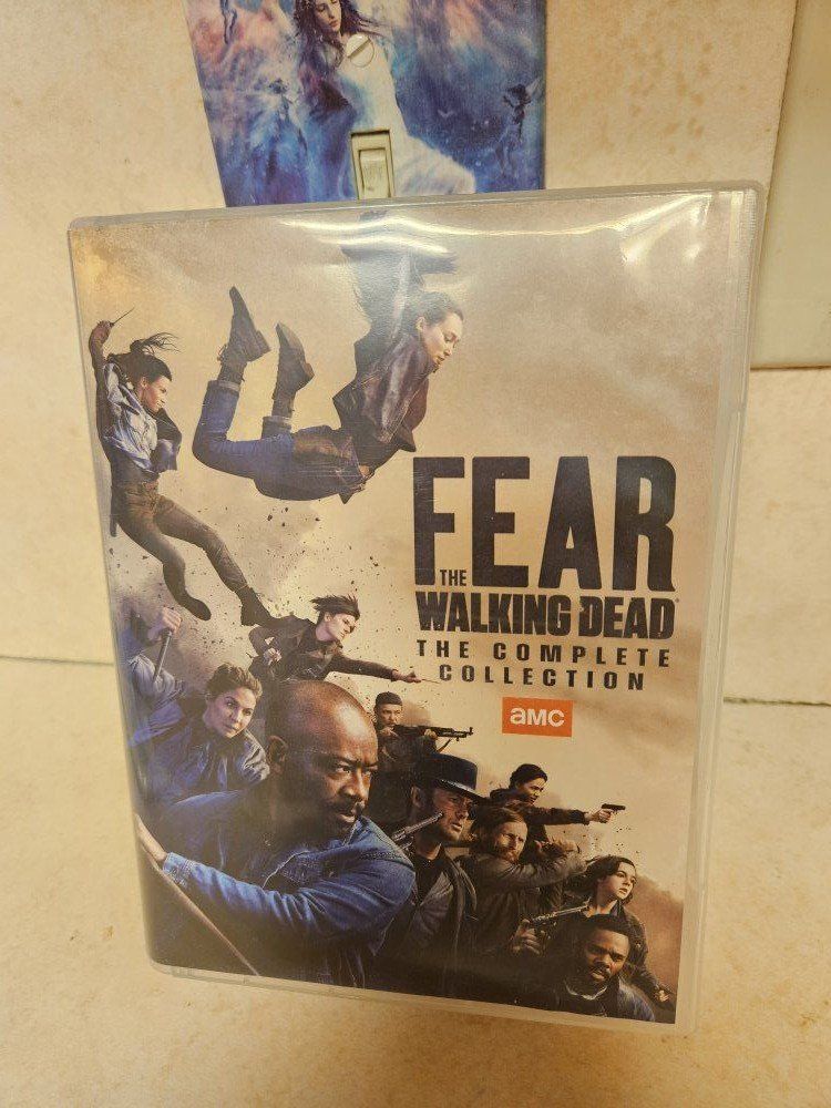 FEAR OF THE WALKING DEAD, BREAKING BAD