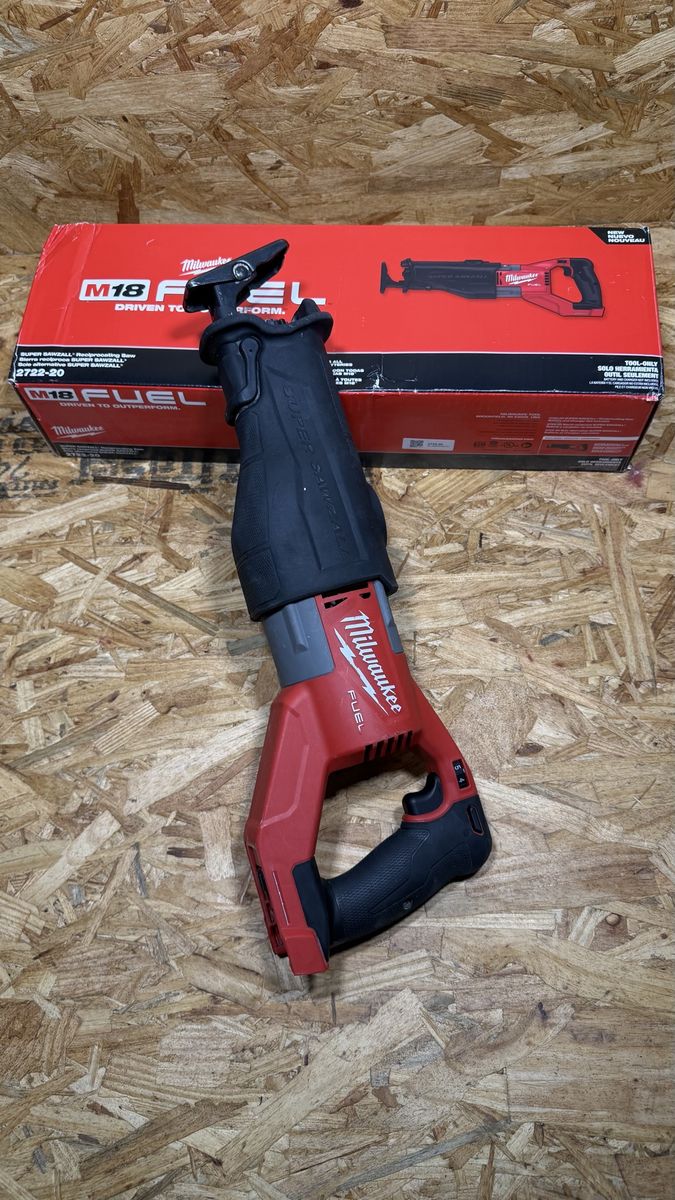 M18 FUEL 18V Lithium-Ion Brushless Cordless Super SAWZALL Orbital Reciprocating Saw (Tool-Only)