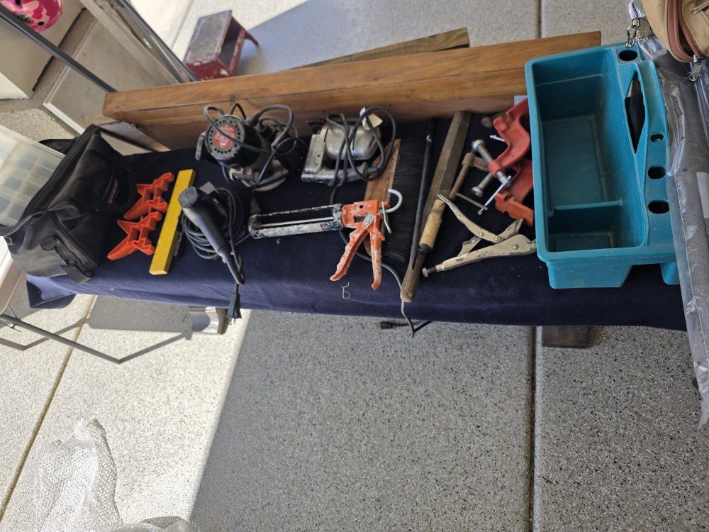 Main image 3