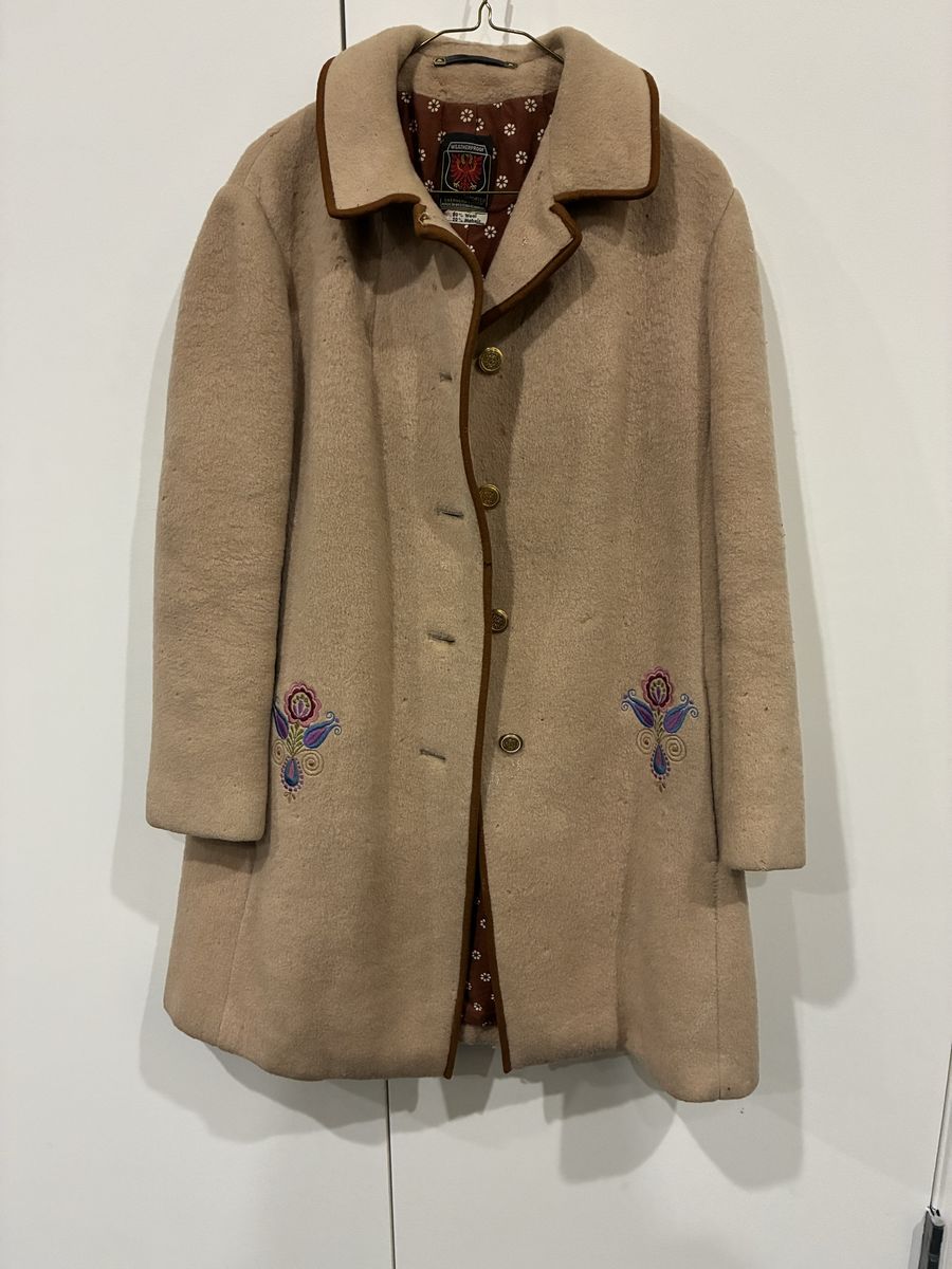 Vintage Weatherproof Wool Blend Embroidered Floral Coat Medium Tan