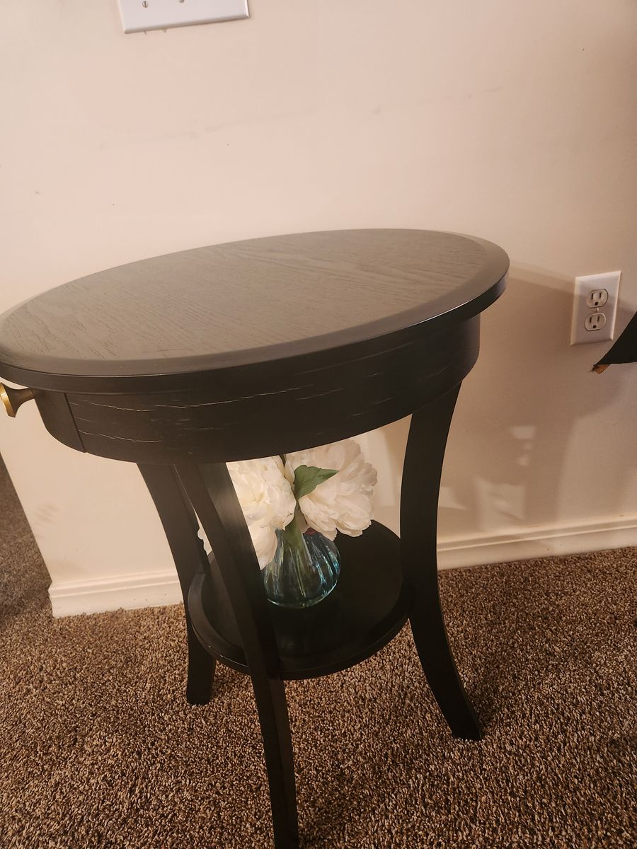 End table